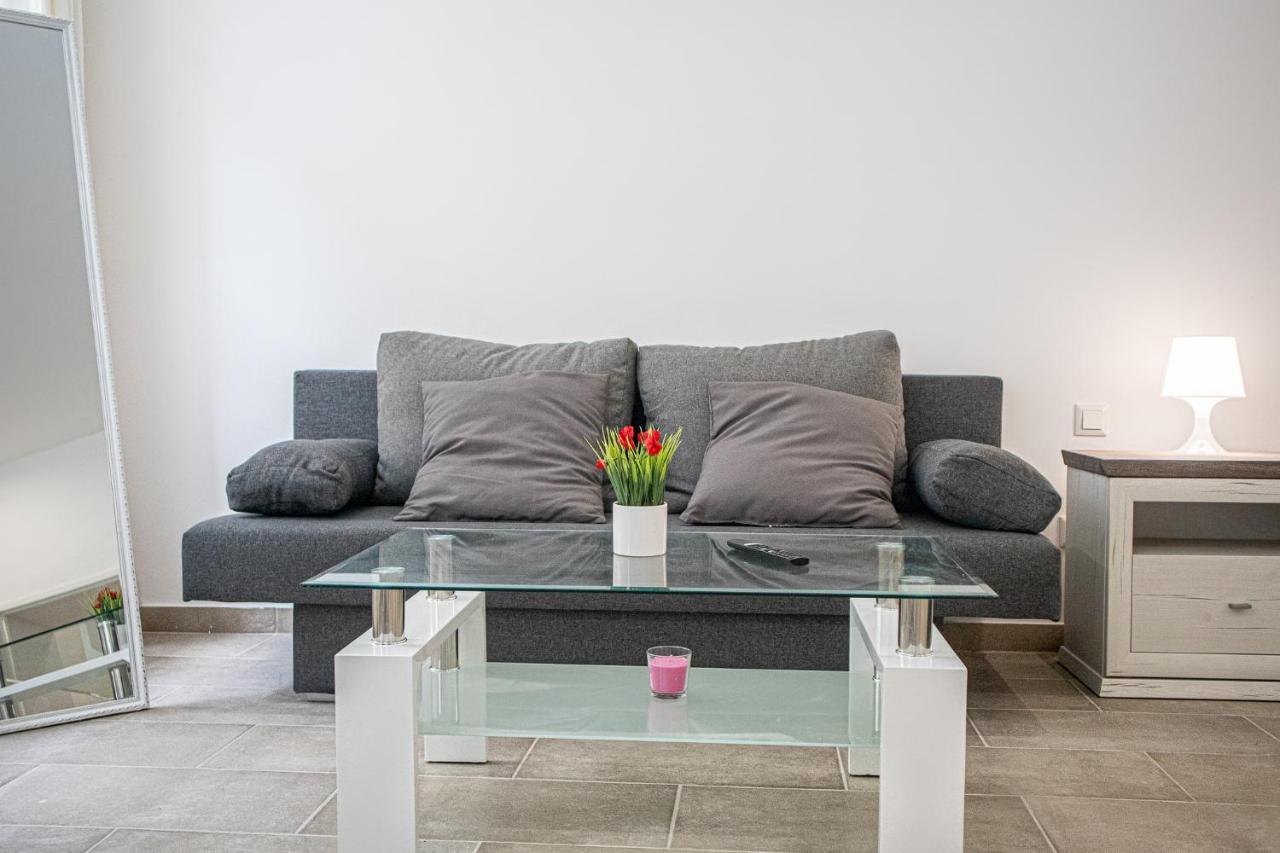 Homelike 2BR apt. Reumannpl. -perfect f. Longstays Wien Exteriör bild