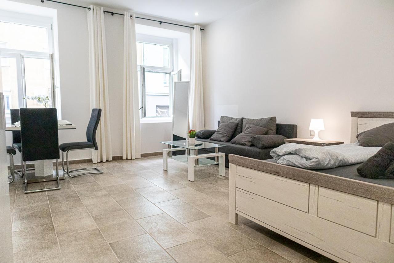 Homelike 2BR apt. Reumannpl. -perfect f. Longstays Wien Exteriör bild