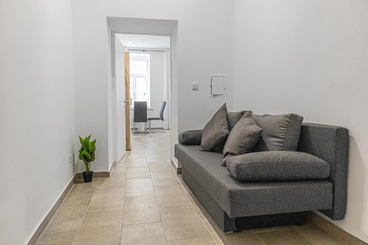 Homelike 2BR apt. Reumannpl. -perfect f. Longstays Wien Exteriör bild